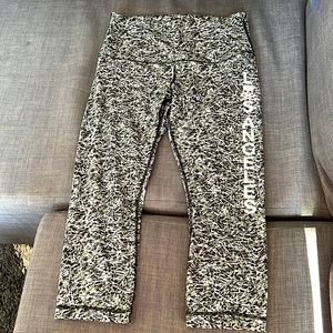 Lululemon Brush Camo LA Leggings